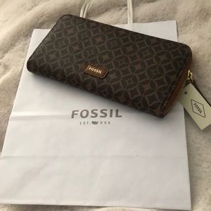 Fossil wallet